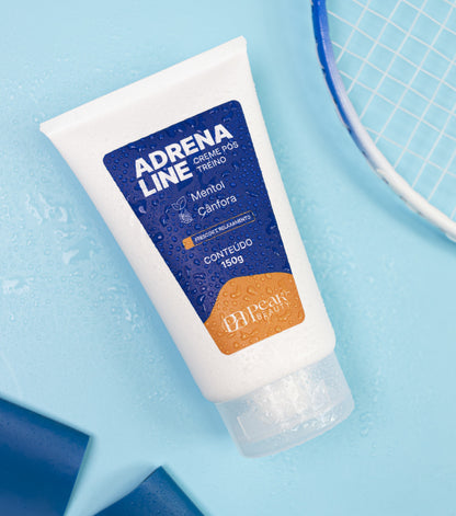 Bisnaga do creme Adrenaline ao lado de uma raquete