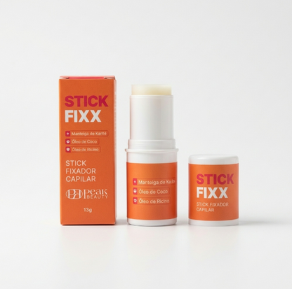 Stick Fixx antifrizz sendo aplicado no cabelo antes da corrida